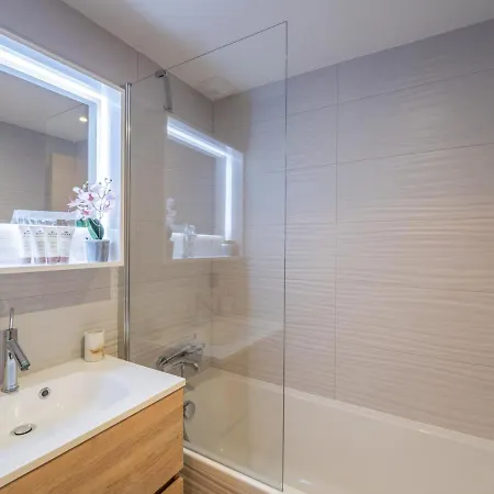 아파트 Moderne Proche Des Pistes Avec Parking Et Wifi - Fr-1-563-128